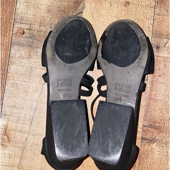 EILEEN FISHER SUEDE LEATHER STRAPPY EDGY CLASSIC BLOCK HEELS Sandals - Picture 6 of 15
